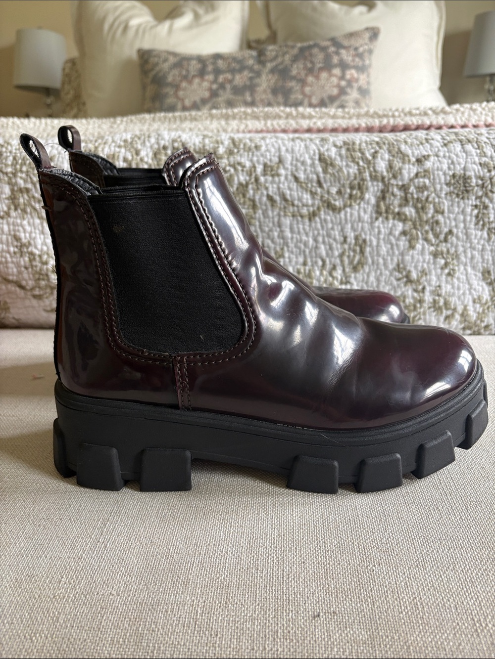 Womens Chunky Chelsea Boot - Burgundy Patent